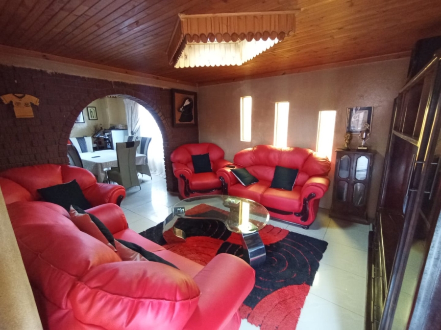 3 Bedroom Property for Sale in Rocklands Free State